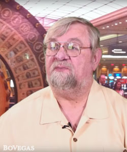 Gambler John Grochowski