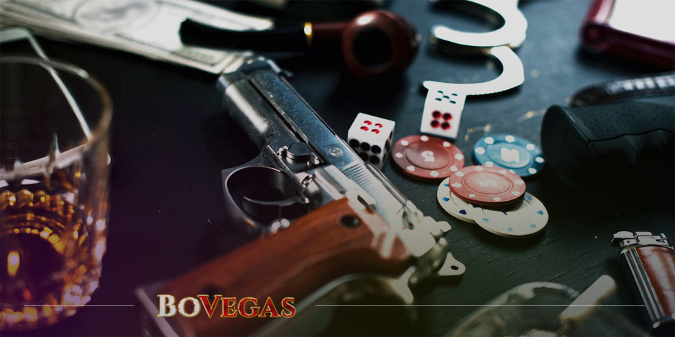 Casino Heists gun and other stuff on yhe table