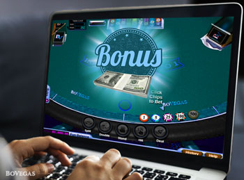 Guy Wining Bonus in Online Casino